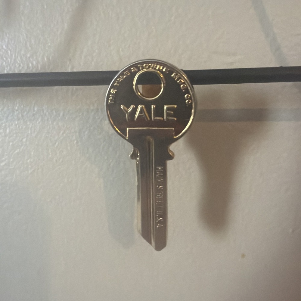 Vintage Yale & Towne Mfg. Co. TIE CLIP - Main Street U.S.A.